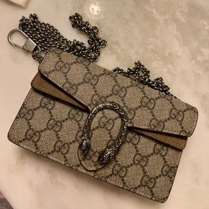 Gucci Dionysus super mini bag